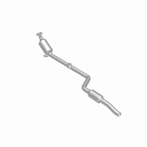 Mercedes-Benz E350 Catalytic Converter - Underbody - Magnaflow - OEM Grade Federal/EPA Compliant Direct-Fit - `10-`11