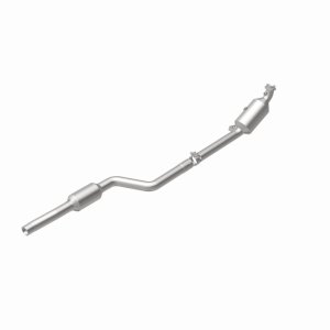 Mercedes-Benz E350 Catalytic Converter - Underbody - Magnaflow - OEM Grade Federal/EPA Compliant Direct-Fit - `10-`11