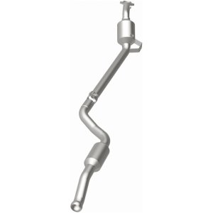 Mercedes-Benz GLK350 Catalytic Converter - Underbody - Magnaflow - OEM Grade Direct-Fit - `10-`12