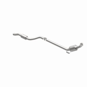 Mercedes-Benz GLK350 Catalytic Converter - Underbody - Magnaflow - OEM Grade Direct-Fit - `10-`12
