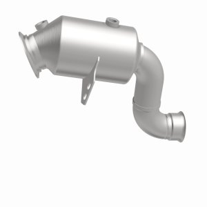 Mercedes-Benz C300 Catalytic Converter - Magnaflow - OEM Grade Direct-Fit - `15-`18