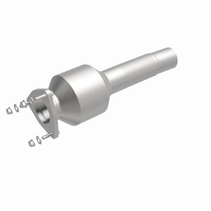 Land Rover Range Rover Evoque Catalytic Converter - Underbody - Magnaflow - OEM Grade Direct-Fit, Federal/EPA Compliant (Underbody) - `12-`13