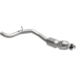 Land Rover Range Rover Sport Catalytic Converter - Underbody - Magnaflow - OEM Grade Direct-Fit, Federal/EPA Compliant, Stainless Steel - `14-`19