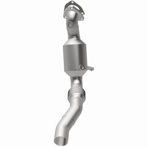 Cadillac CT6 Catalytic Converter - Magnaflow - OEM Grade Direct-Fit - `16-`19