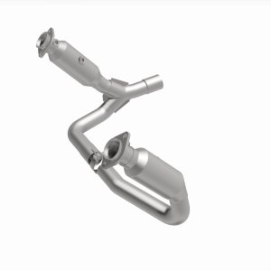 Dodge Dakota Catalytic Converter - Magnaflow - OEM Grade Direct-Fit - `07-`08