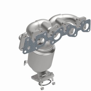 Chevrolet Spark Catalytic Converter - Direct Fit - Magnaflow - OEM Grade Manifold - `13-`15