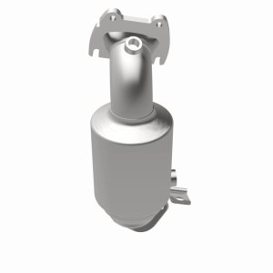 Chrysler 200 Catalytic Converter - Magnaflow - OEM Grade Direct-Fit - `15-`17