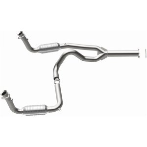 Chevrolet Express 3500 Performance Exhaust - Magnaflow - HM Grade Federal/EPA Compliant Direct-Fit Catalytic Converter - `00-`02