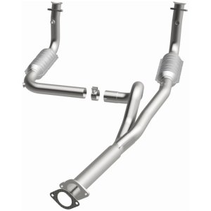 Chevrolet Express 3500 Performance Exhaust - Magnaflow - HM Grade Federal/EPA Compliant Direct-Fit Catalytic Converter - `00-`02