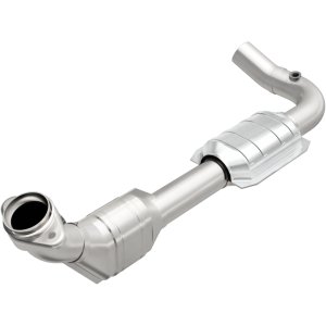 Ford E-150 Econoline Catalytic Converter - Driver Side - Magnaflow - Direct-Fit - `00-`02
