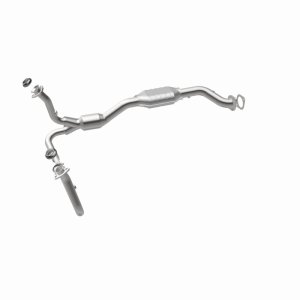 Chevrolet Blazer Catalytic Converter - Magnaflow - HM Grade Federal/EPA Compliant Direct-Fit - `01-`05