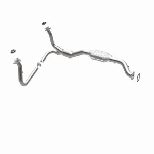 Chevrolet Blazer Catalytic Converter - Magnaflow - HM Grade Federal/EPA Compliant Direct-Fit - `01-`05