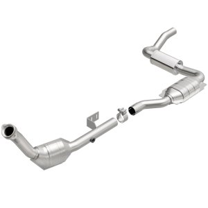 Mercedes-Benz ML320 Catalytic Converter - Magnaflow - Direct-Fit - `01-`02 Mercedes-Benz ML320 Catalytic Converter - Magnaflow - Direct-Fit - `01-`02