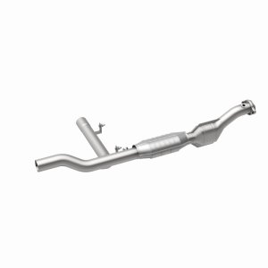 Ford Expedition Catalytic Converter - Magnaflow - Direct-Fit - `99-`00