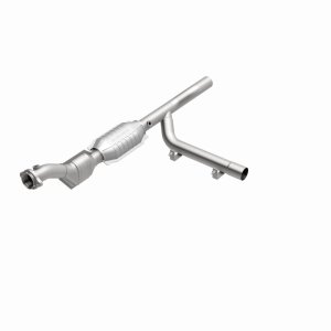 Ford Expedition Catalytic Converter - Magnaflow - Direct-Fit - `99-`00