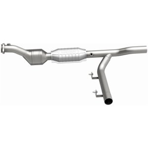 Ford Expedition Catalytic Converter - Magnaflow - Direct-Fit - `99-`00