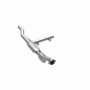 Ford Expedition Catalytic Converter - Magnaflow - Direct-Fit - `99-`00