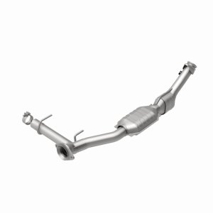 Lincoln Navigator Catalytic Converter - Magnaflow - HM Grade Direct-Fit - `03-`04