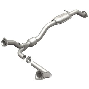 Chevrolet Blazer Catalytic Converter - Magnaflow - HM Grade Direct-Fit - `00-`05 Chevrolet Blazer Catalytic Converter - Magnaflow - HM Grade Direct-Fit - `00-`05