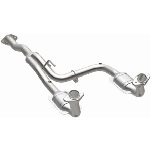 Jeep Liberty Catalytic Converter - Magnaflow - HM Grade Direct-Fit - `05-`07