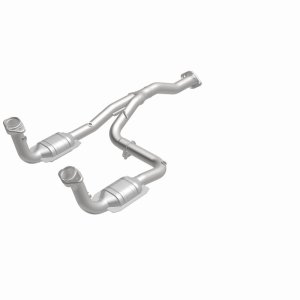 Jeep Liberty Catalytic Converter - Magnaflow - HM Grade Direct-Fit - `05-`07