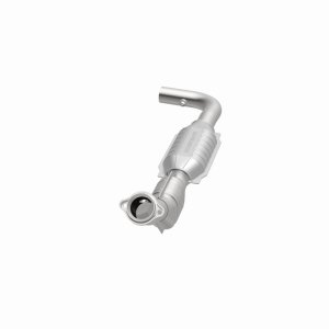 Ford Expedition Catalytic Converter - Magnaflow - Direct-Fit, HM Grade - `99-`00