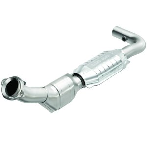Ford Expedition Catalytic Converter - Magnaflow - Direct-Fit, HM Grade - `99-`00