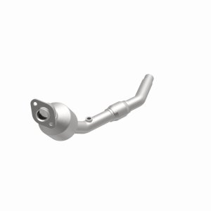 Land Rover Freelander Catalytic Converter - Magnaflow - HM Grade Federal/EPA Direct-Fit - `02-`05