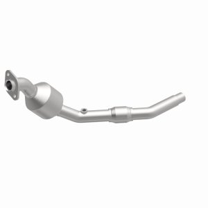 Land Rover Freelander Catalytic Converter - Magnaflow - HM Grade Federal/EPA Direct-Fit - `02-`05