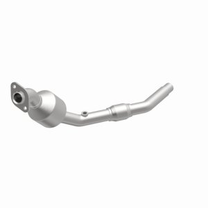 Land Rover Freelander Catalytic Converter - Magnaflow - HM Grade Federal/EPA Direct-Fit - `02-`05