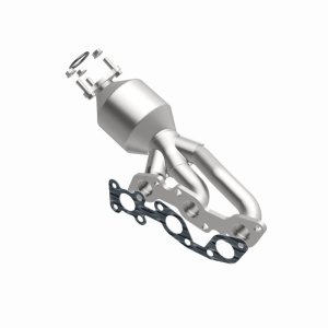 Nissan Xterra Catalytic Converter - Front Passenger Side - Magnaflow - HM Grade EPA-Compliant Direct-Fit Manifold - `02-`04