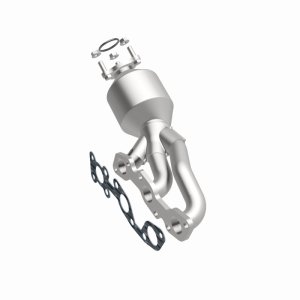 Nissan Xterra Catalytic Converter - Front Passenger Side - Magnaflow - HM Grade EPA-Compliant Direct-Fit Manifold - `02-`04
