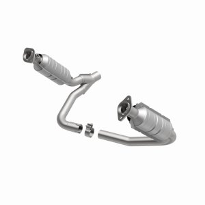 Mitsubishi Raider Performance Exhaust - Magnaflow - Direct Fit Catalytic Converter - 2006
