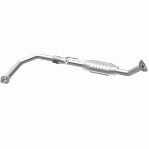 Toyota Tundra Catalytic Converter - Magnaflow - HM Grade Direct-Fit - `03-`05