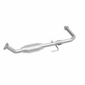 Toyota Tundra Catalytic Converter - Magnaflow - HM Grade Direct-Fit - `03-`05