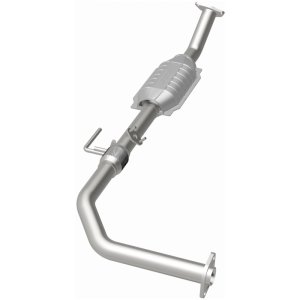 Toyota Tundra Catalytic Converter - Magnaflow - HM Grade Direct-Fit - `03-`05