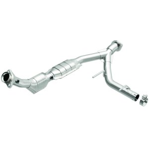 Ford Expedition Catalytic Converter - Passenger Side - Magnaflow - Direct-Fit - `03-`04