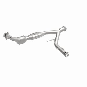 Ford Expedition Catalytic Converter - Passenger Side - Magnaflow - Direct-Fit - `03-`04