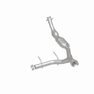 Ford Expedition Catalytic Converter - Passenger Side - Magnaflow - Direct-Fit - `03-`04