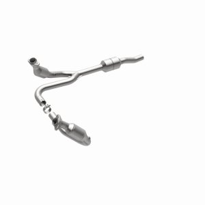 Dodge Ram 1500 Catalytic Converter - Magnaflow - HM Grade Direct-Fit - `02-`03