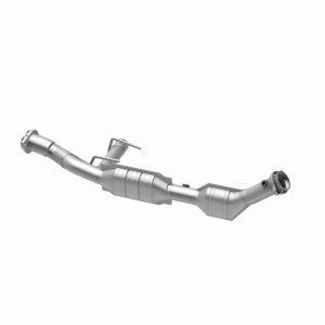 Ford Expedition Catalytic Converter - Passenger Side - Magnaflow - Direct Fit HM Grade - `03-`04