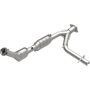 Ford Expedition Catalytic Converter - Passenger Side - Magnaflow - Direct Fit HM Grade - `03-`04