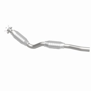Dodge Ram 1500 Catalytic Converter - Passenger Side - Magnaflow - Direct-Fit, HM Grade - `04-`06