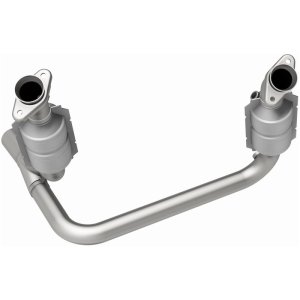 Dodge Durango Catalytic Converter - Magnaflow - Direct Fit - 2004