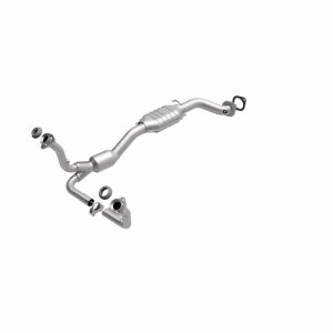 Chevrolet Blazer Catalytic Converter - Magnaflow - HM Grade Direct-Fit - `01-`05