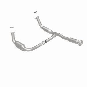 Chevrolet Trailblazer EXT Catalytic Converter - Magnaflow - Direct-Fit - `03-`06