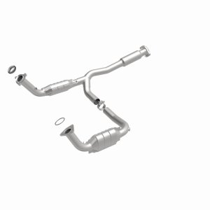 Chevrolet Trailblazer EXT Catalytic Converter - Magnaflow - Direct-Fit - `03-`06