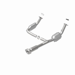 GMC Envoy XL Catalytic Converter - Magnaflow - Direct-Fit - `03-`06