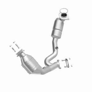 Ford Taurus Catalytic Converter - Front - Magnaflow - HM Grade, Direct-Fit - `00-`07