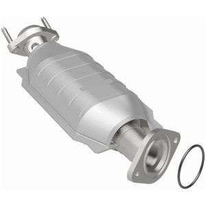 Ford Freestyle Catalytic Converter - Magnaflow - HM Grade Direct-Fit - `05-`07